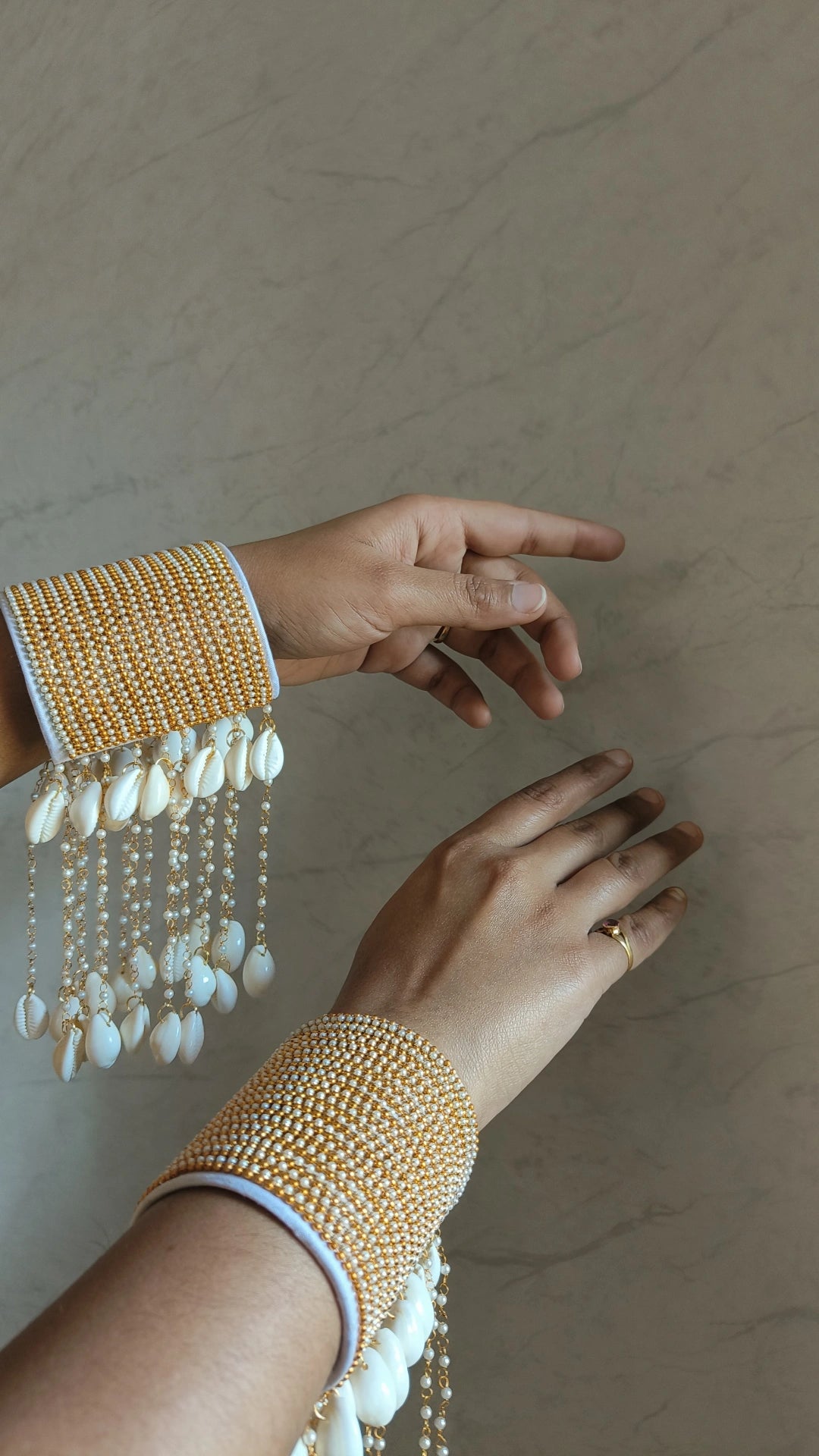 Kashish handcuff