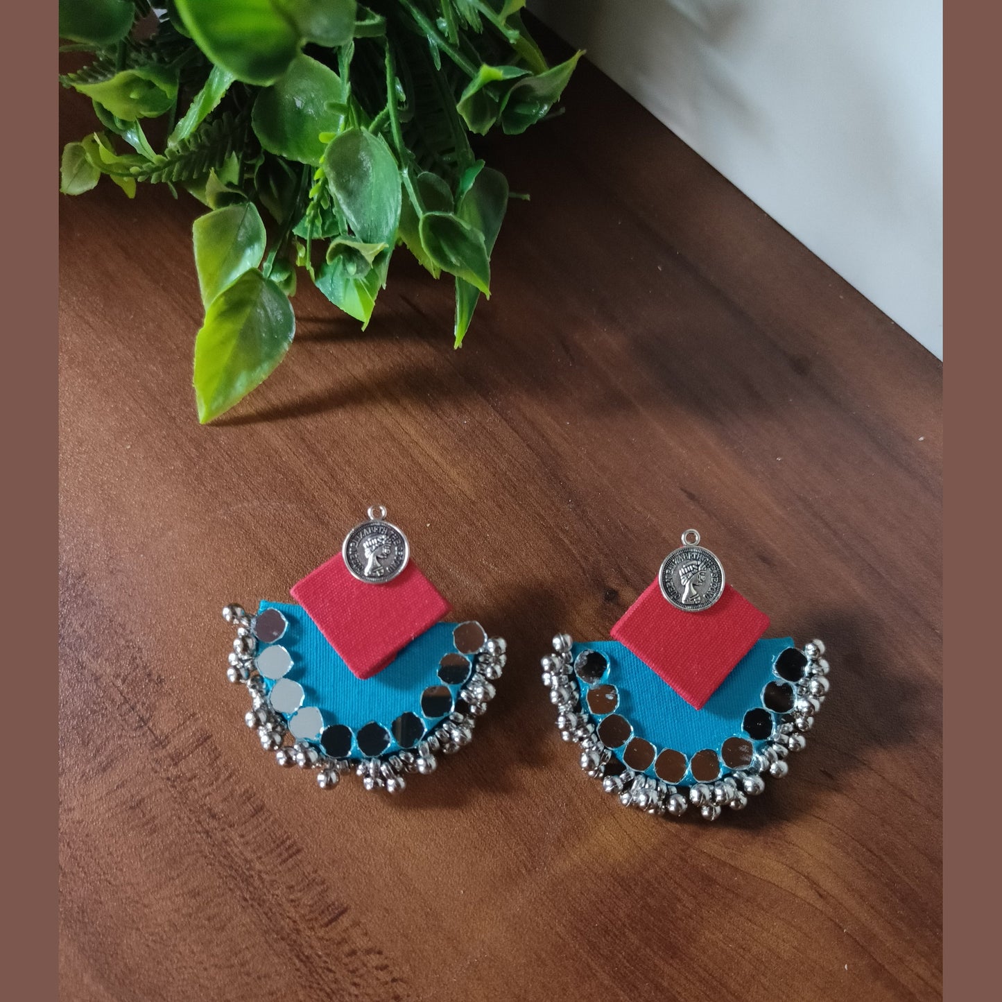 Chaand sitara earring
