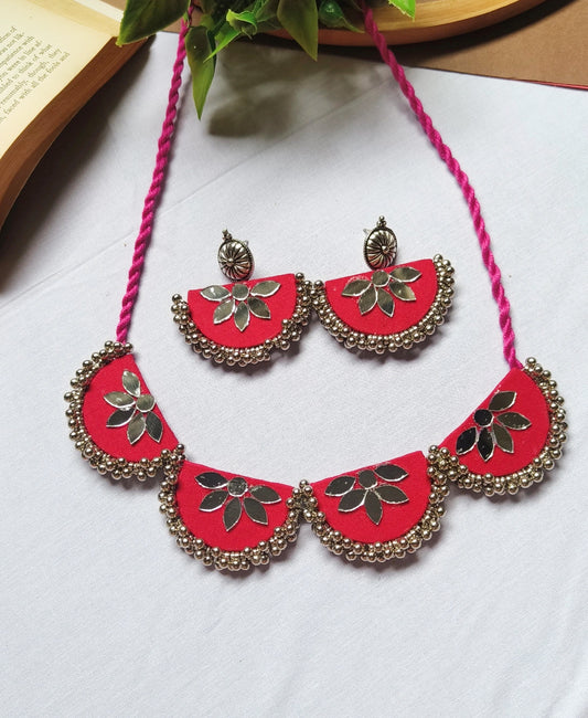 Chaand set